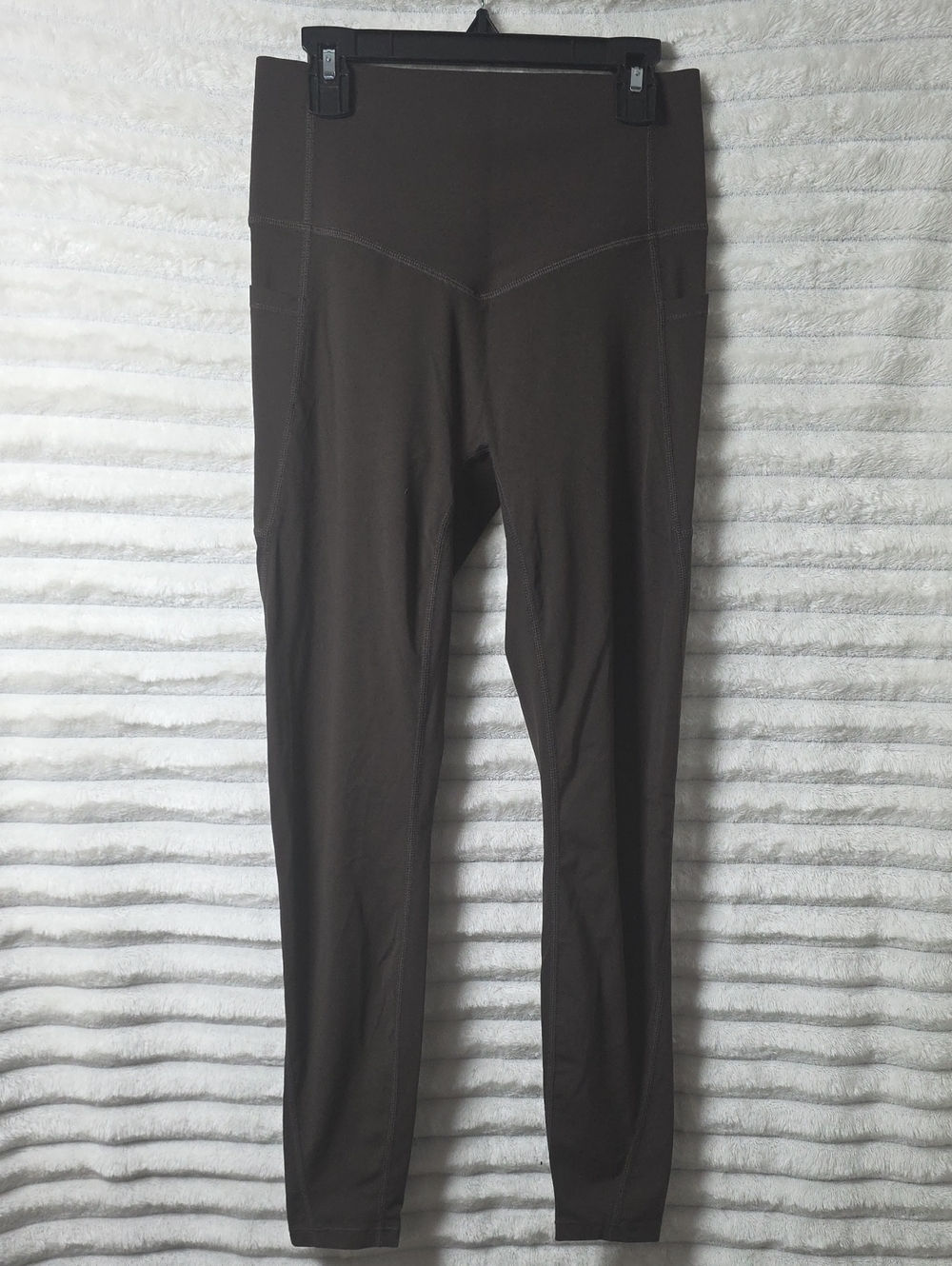 0586 Halara Leggings- Small 7/8 Length
